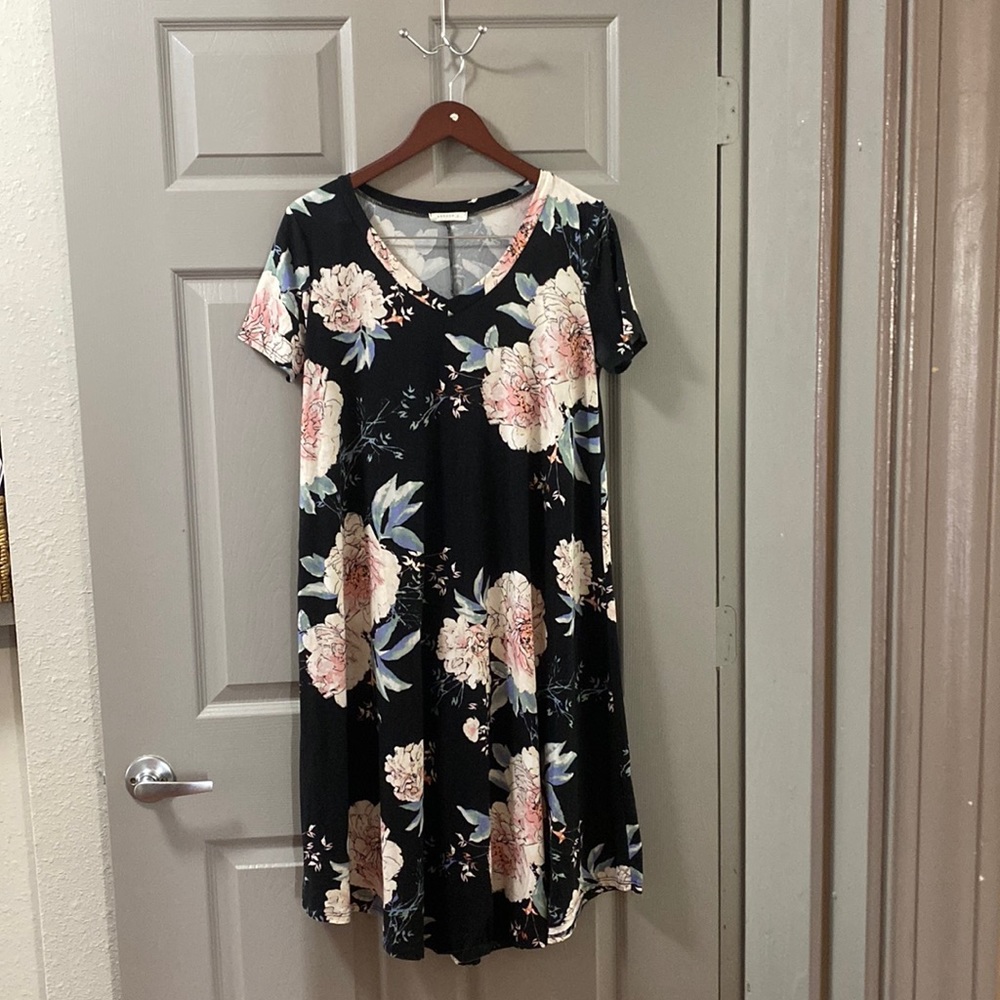 Reborn J - Floral Knee Length Dress
